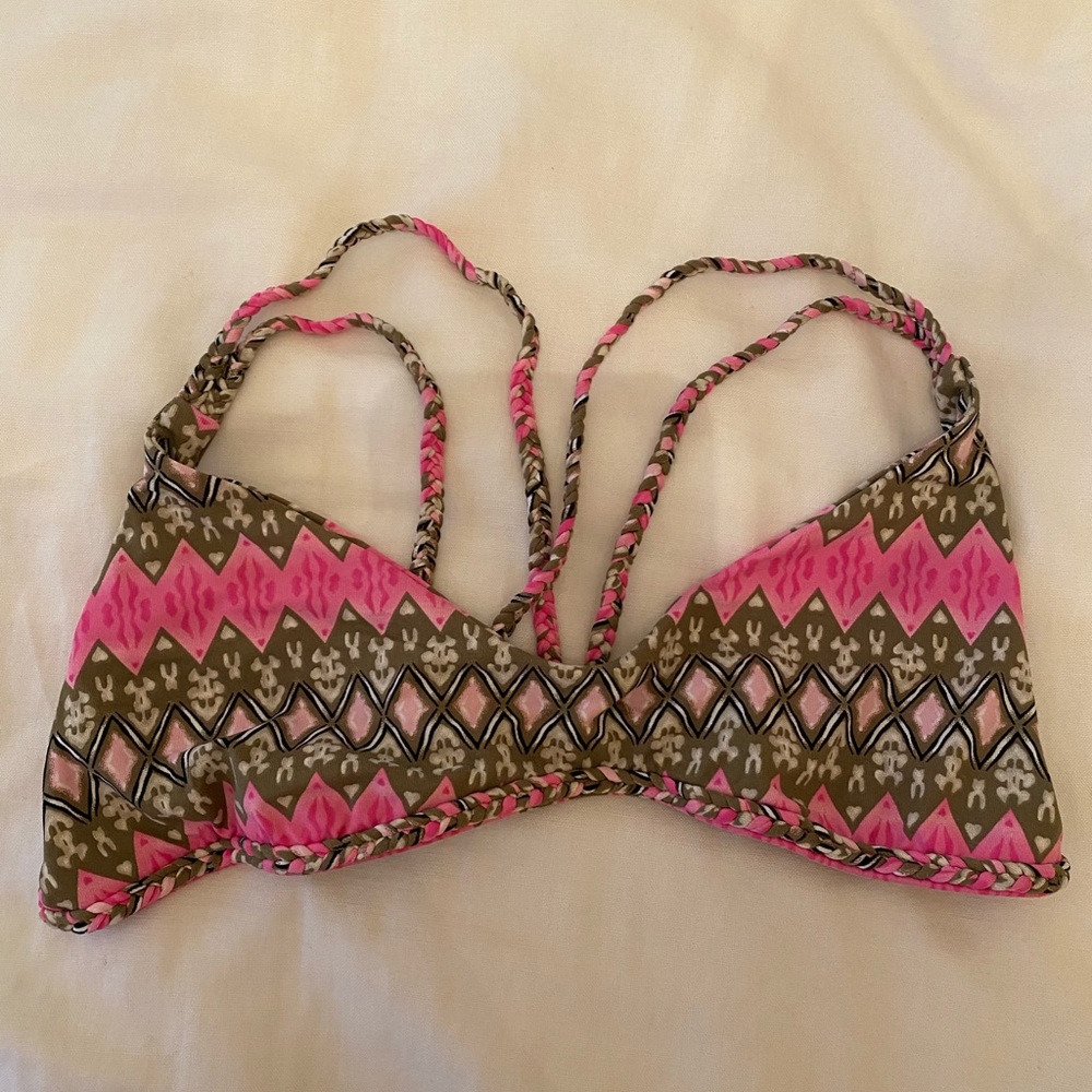 Frankies bikini top